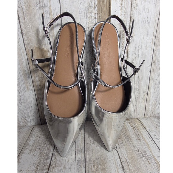 The Drop Women Metallic Silver Pointed Toe Slingback Mary Jane Flats Shoes - Picture 3 of 11